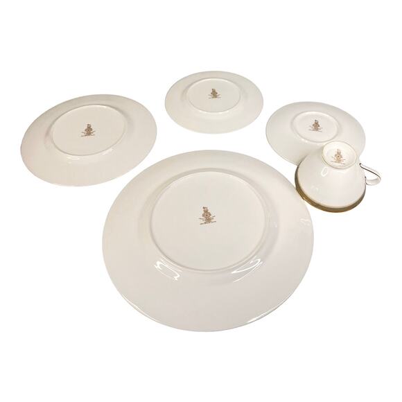 5pc PLACE SETTING Royal Doulton Clarendon China 3 Plates Cup & Saucer Dinnerware - Picture 7 of 15
